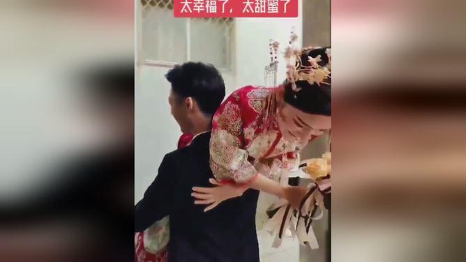 皇帝的新装原文-让你的问题迎刃而解